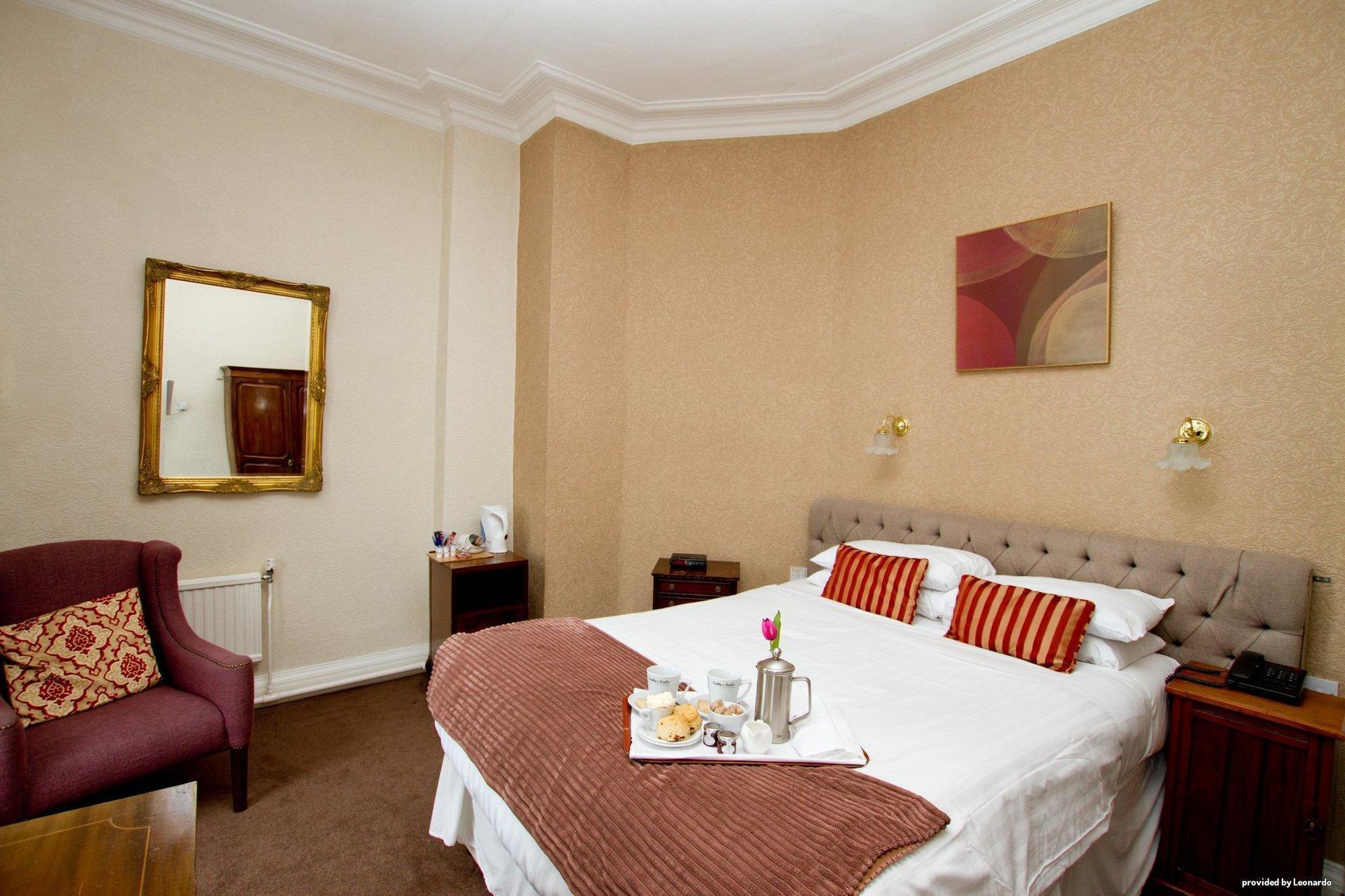 The Kings Head Hotel, Richmond, North Yorkshire Pokoj fotografie